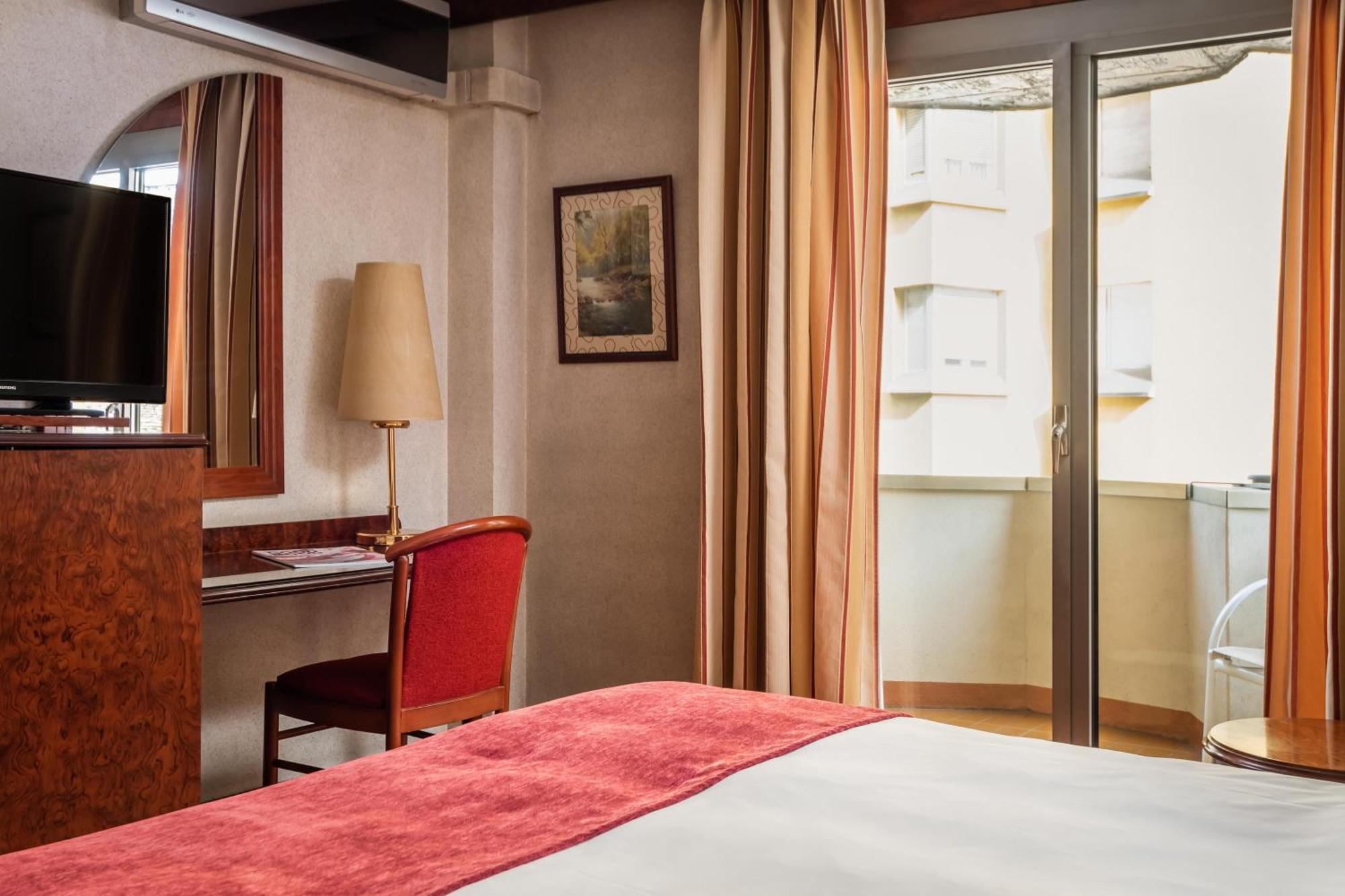 Alegria President Hotel